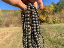Charger l'image dans la galerie, Perles en pyrite entre 4 et 14mm
