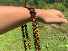 Charger l'image dans la galerie, Perles en oeil de tigre, forme diamant entre 6 et 12mm
