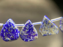 Charger l'image dans la galerie, Perles en lapis-lazuli, forme goutte