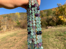 Charger l'image dans la galerie, Perles en fluorite / fluorine forme diamant entre 6 et 10mm