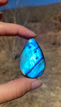 Charger l'image dans la galerie, VENDU Labradorite 1