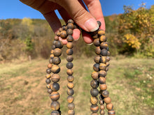 Charger l'image dans la galerie, Perles en oeil de tigre mate entre 6 et 10mm