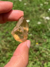 Charger l&#39;image dans la galerie, VENDU Citrine brut 75
