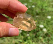 Charger l&#39;image dans la galerie, VENDU Citrine brut 44
