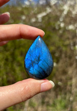 Charger l'image dans la galerie, VENDU Labradorite 319
