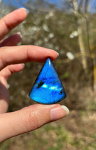 Charger l&#39;image dans la galerie, VENDU Labradorite 328
