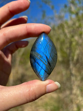 Charger l&#39;image dans la galerie, Labradorite 323
