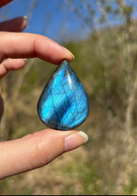 Charger l'image dans la galerie, VENDU Labradorite 311
