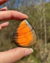 Charger l&#39;image dans la galerie, VENDU Labradorite 275
