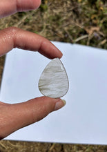 Charger l&#39;image dans la galerie, Quartz à Actinolite 6
