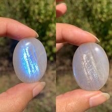 Charger l&#39;image dans la galerie, Labradorite blanche d&#39;Afrique 46
