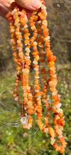 Charger l&#39;image dans la galerie, Perles en aventurine orange, forme chips

