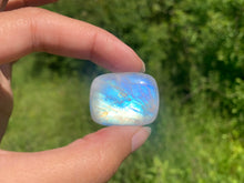 Charger l&#39;image dans la galerie, Labradorite &quot;blanche&quot; d&#39;Inde 6
