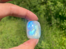 Charger l&#39;image dans la galerie, Labradorite &quot;blanche&quot; d&#39;Inde 6
