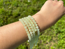 Charger l&#39;image dans la galerie, Perles en calcite verte entre 6 et 10mm
