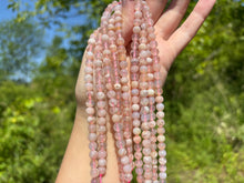 Charger l&#39;image dans la galerie, Perles en agate fleurie entre 6 et 10mm AFD
