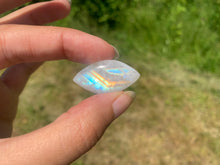 Charger l&#39;image dans la galerie, VENDU Labradorite &quot;blanche&quot; d&#39;Inde 30
