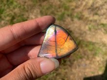 Charger l&#39;image dans la galerie, VENDU Labradorite 116
