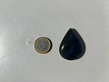 Charger l'image dans la galerie, VENDU Labradorite 311
