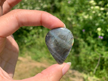 Charger l&#39;image dans la galerie, VENDU Labradorite 130
