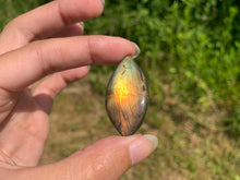 Charger l&#39;image dans la galerie, VENDU Labradorite 131
