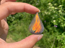 Charger l&#39;image dans la galerie, VENDU Labradorite 135
