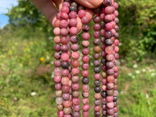 Charger l&#39;image dans la galerie, Perles en rhodonite entre 4 et 8mm
