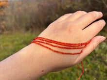 Charger l&#39;image dans la galerie, Perles en cornaline facettée entre 2 et 4mm
