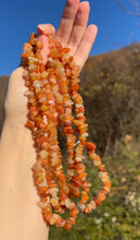 Charger l&#39;image dans la galerie, Perles en aventurine orange, forme chips

