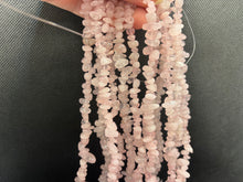 Charger l'image dans la galerie, Perles en quartz rose, forme chips

