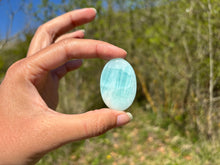 Charger l&#39;image dans la galerie, Aragonite bleue 1

