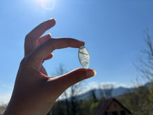 Charger l&#39;image dans la galerie, Quartz à Actinolite 3
