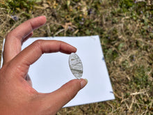 Charger l&#39;image dans la galerie, Quartz à Actinolite 3
