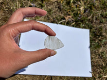 Charger l&#39;image dans la galerie, Quartz à Actinolite 6
