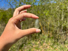 Charger l&#39;image dans la galerie, Quartz à Actinolite 7
