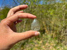 Charger l&#39;image dans la galerie, Quartz à Actinolite 8
