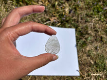 Charger l&#39;image dans la galerie, Quartz à Actinolite 8
