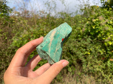 Charger l&#39;image dans la galerie, Amazonite brut de Madagascar
