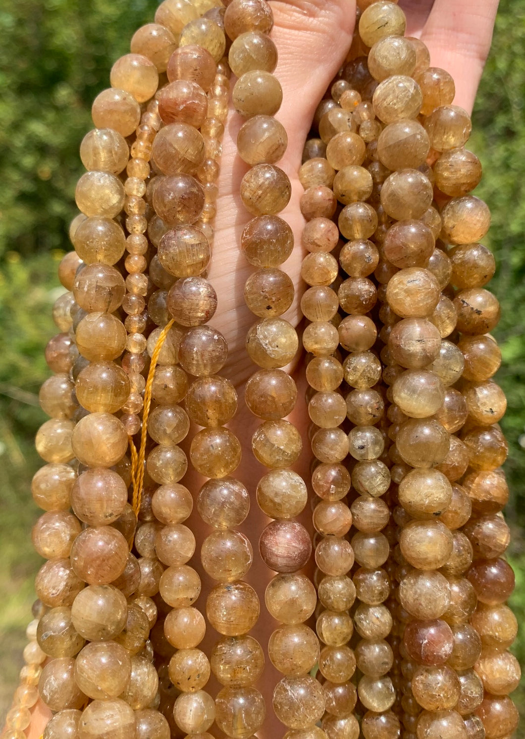Perles en apatite jaune entre 4 et 8-9mm