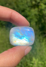 Charger l&#39;image dans la galerie, Labradorite &quot;blanche&quot; d&#39;Inde 6
