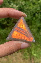 Charger l&#39;image dans la galerie, VENDU Labradorite 170
