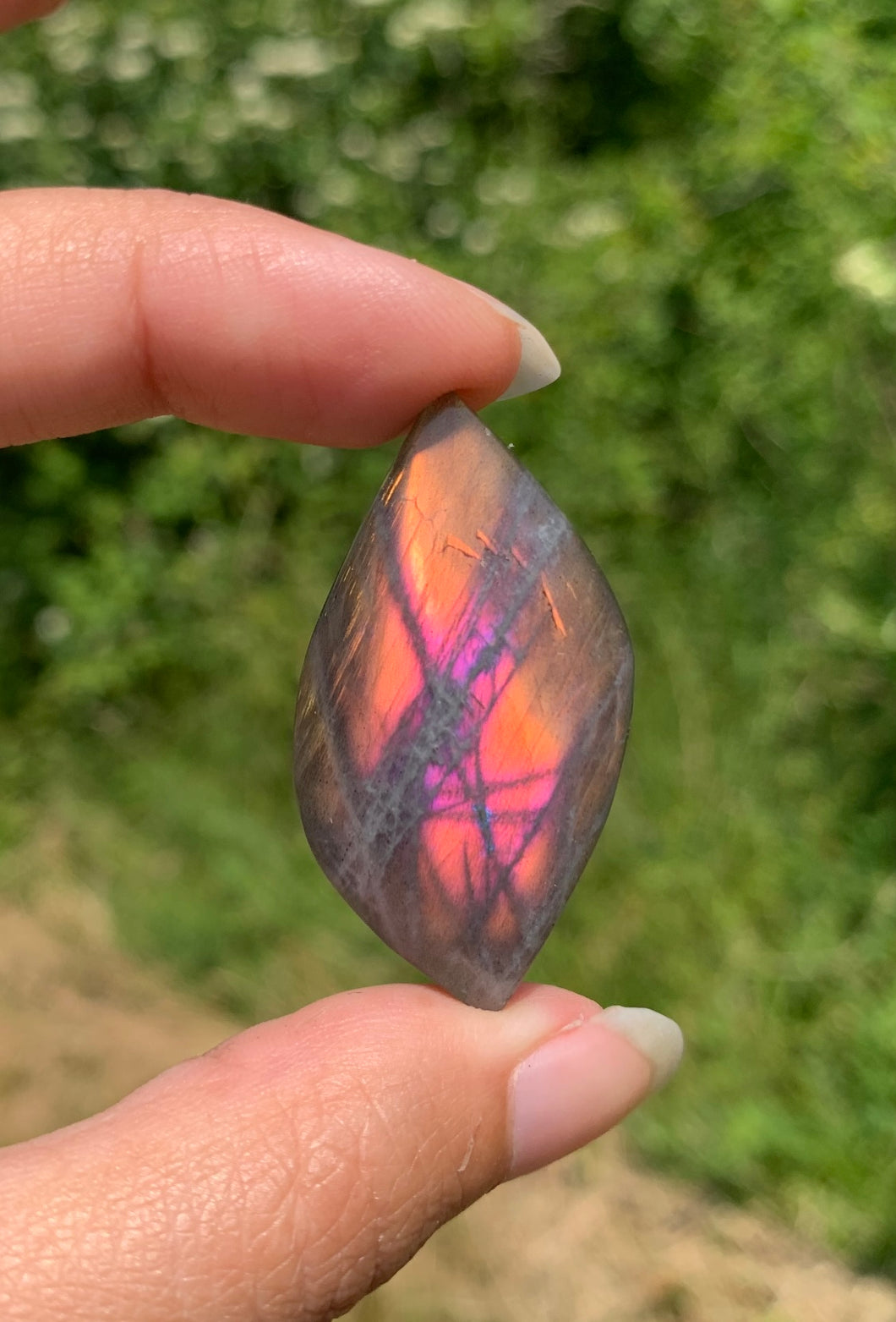 VENDU Labradorite 137