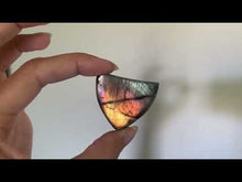 Charger et lire la vidéo dans la visionneuse de la Galerie, VENDU Labradorite 116
