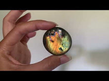 Charger et lire la vidéo dans la visionneuse de la Galerie, VENDU Labradorite 107

