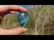 Charger et lire la vidéo dans la visionneuse de la Galerie, VENDU Labradorite 311
