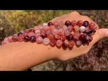 Charger et lire la vidéo dans la visionneuse de la Galerie, Perles en quartz hématoïde rouge entre 4 et 12mm
