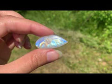 Charger et lire la vidéo dans la visionneuse de la Galerie, VENDU Labradorite &quot;blanche&quot; d&#39;Inde 25

