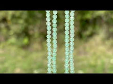 Charger et lire la vidéo dans la visionneuse de la Galerie, Perles en aventurine verte facettées entre 2 et 4mm
