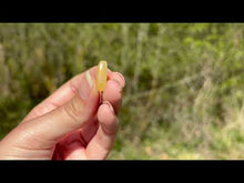 Charger et lire la vidéo dans la visionneuse de la Galerie, VENDU Calcite jaune 13
