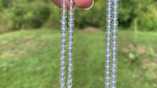 Charger et lire la vidéo dans la visionneuse de la Galerie, Perles en cristal de roche quasiment sans inclusions entre 2 et 20mm
